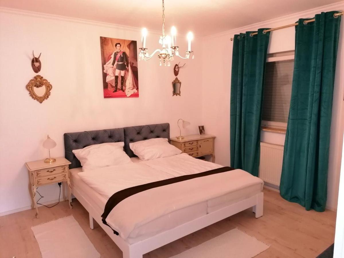 טייסנדורף Ferienwohnung Helli מראה חיצוני תמונה